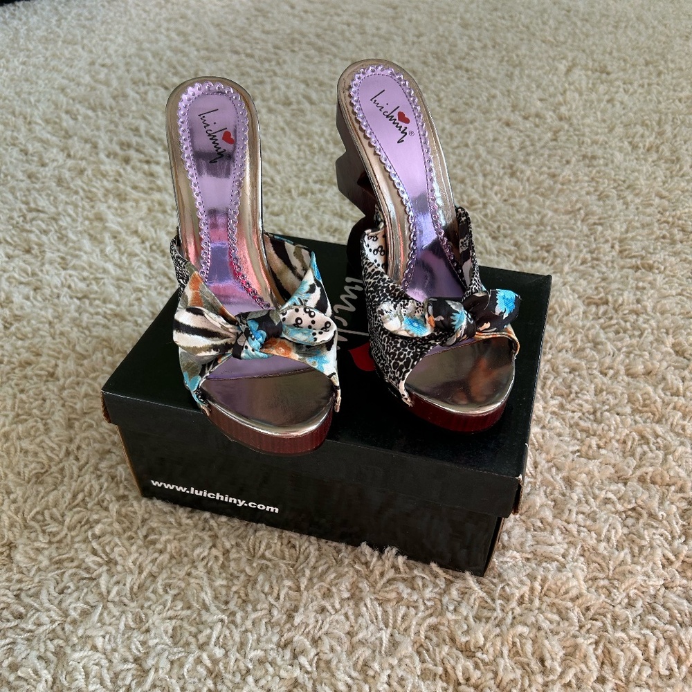 Shoes